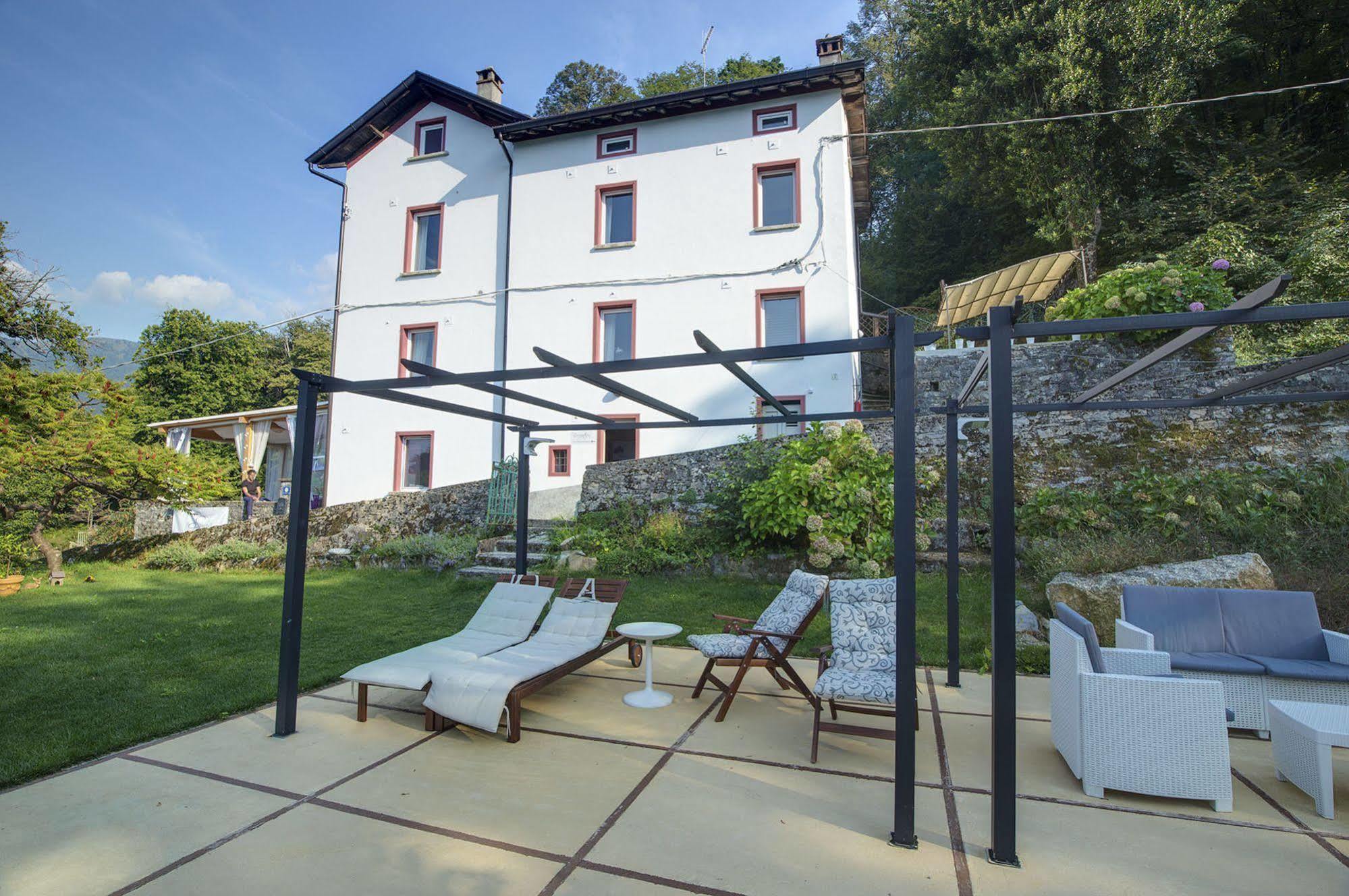 Essentia Guest House Faggeto Lario Exterior photo